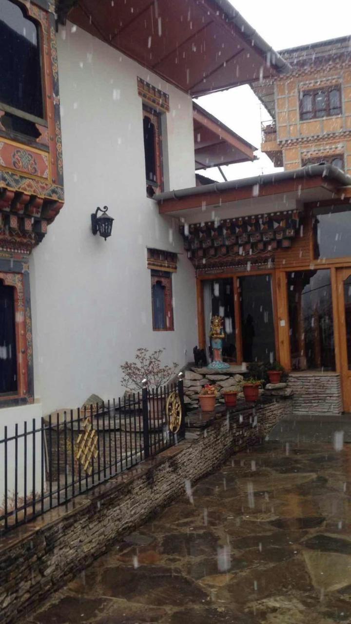 Kisa Villa Thimphu Exteriör bild